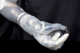 DARPA cre el primer brazo prosttico que permite recuperar la sensacin de tacto